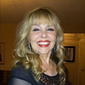 Meet your Posher, Vicki